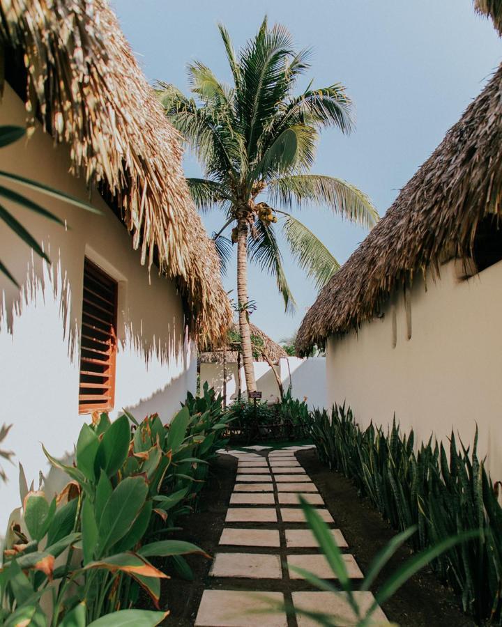 Paredon Surf House Hotel El Paredón Buena Vista Екстериор снимка