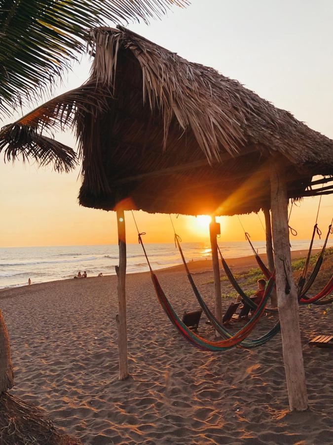 Paredon Surf House Hotel El Paredón Buena Vista Екстериор снимка