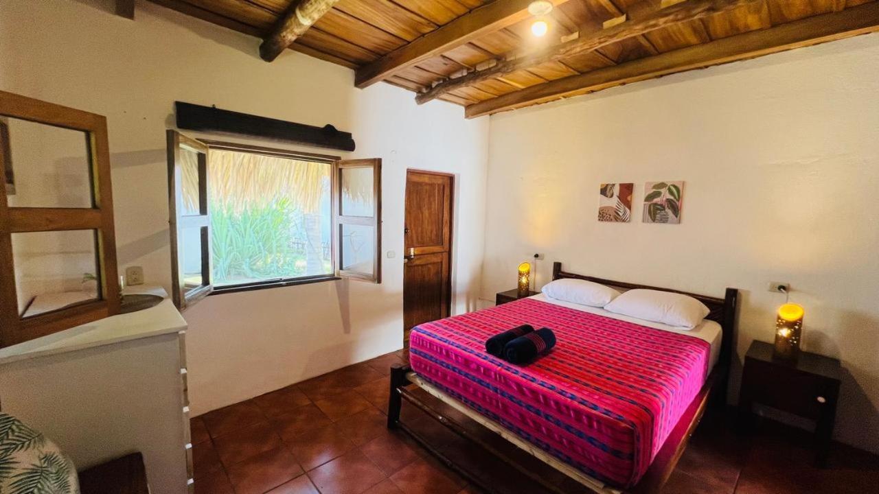 Paredon Surf House Hotel El Paredón Buena Vista Екстериор снимка